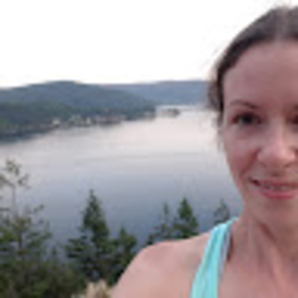 Meet your Posher, Elizabeth - Picture 1 of 1